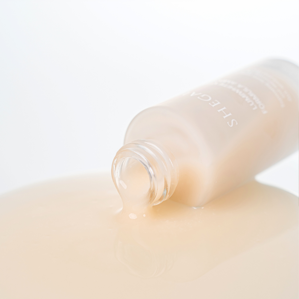 シガイアSHEGAIA LUMIWHITE VITA 美容液30ml×2本 シガイアSHEGAIA LUMIWHITE VITA 美容液30ml×2本